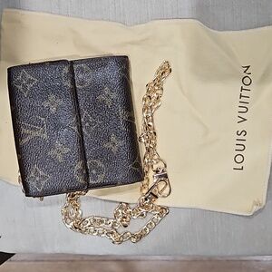 Vintage louis Wallet and chain